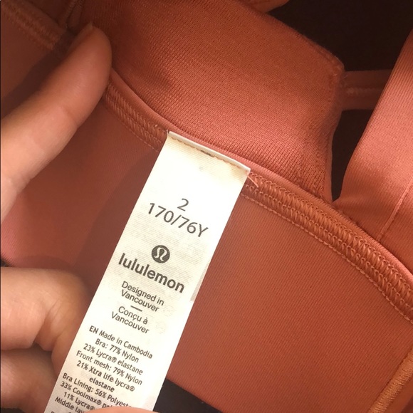 Lululemon new with tags, size 2 breathe it in bra - Picture 4 of 6